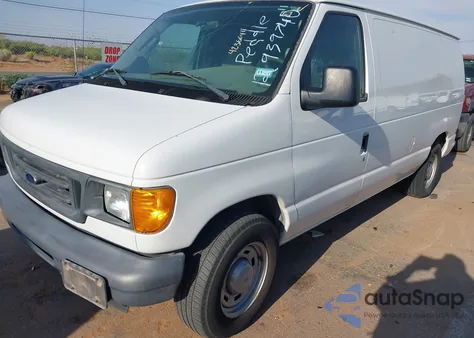 2006 Ford E-150 Commercial/Recreational z USA, uszkodzony, nr VIN 1FTRE14W56HB22232